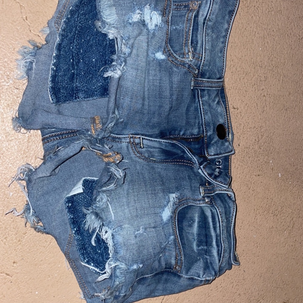 Size 2 AEO